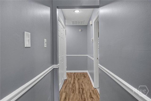 2 Brandle Cv, Savannah, GA 31405 - hall with wood finished floors