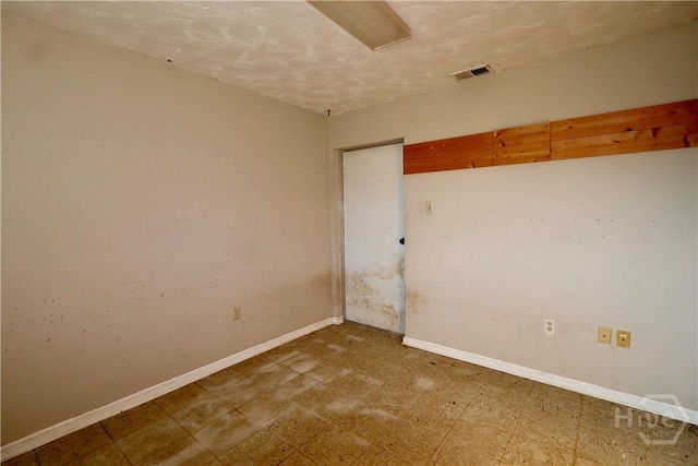 111 Oaklawn Dr, Rincon, GA 31326 - unfurnished room featuring tile patterned floors and baseboards