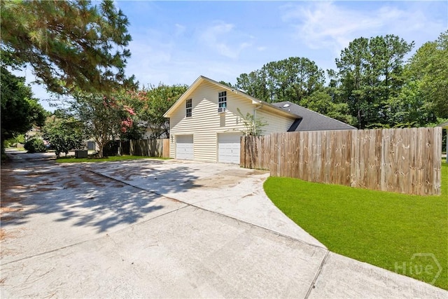 135 Trellis Way, Savannah, GA 31419 - view of home's exterior with driveway and an attached garage