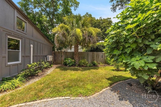 217 E 54th St, Savannah, GA 31405 - view of yard
