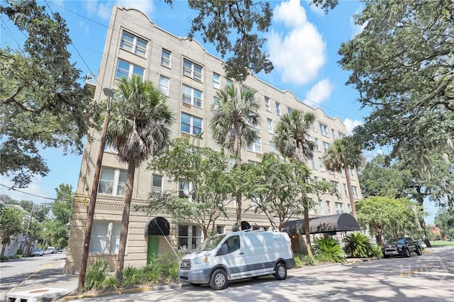 106 W Gwinnett St Unit 4D, Savannah, GA 31401 - view of apartment building / complex