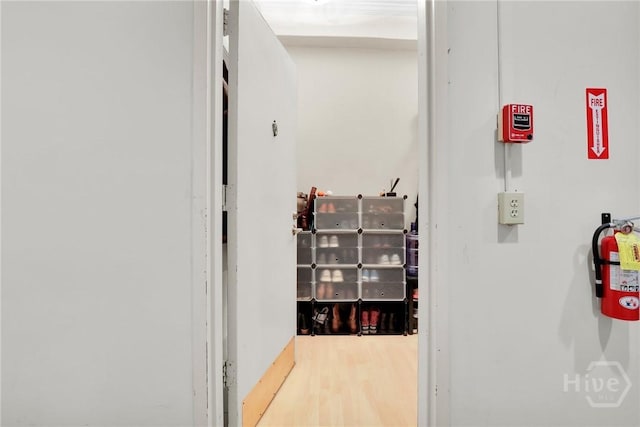 106 W Gwinnett St Unit 4D, Savannah, GA 31401 - hall featuring wood finished floors