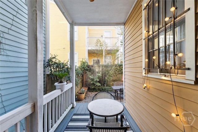 531 E Broad St, Savannah, GA 31401 - balcony featuring outdoor dining area