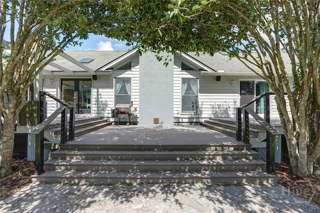 1333 La Vista Cir, Pooler, GA 31322 - view of front of house with a shingled roof and a wooden deck