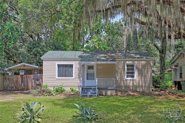 5513 Betty Dr, Savannah, GA 31406 - view of front of house with roof with shingles