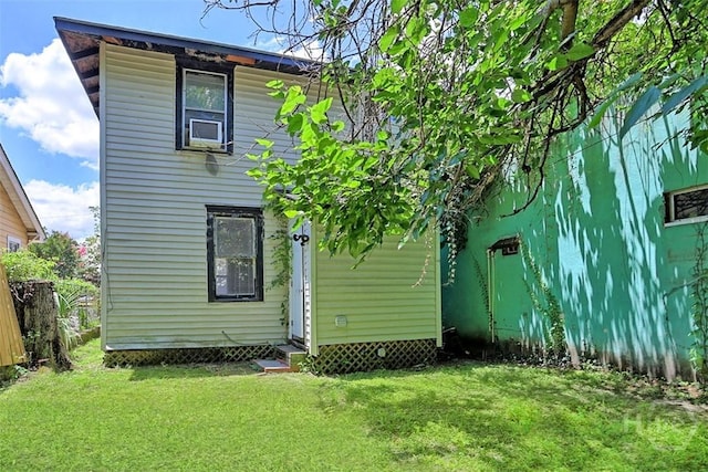 1104 E 40th St, Savannah, GA 31404 - back of house with a lawn and entry steps