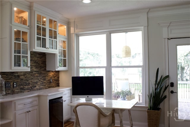 2766 Fort Mcallister Rd, Richmond Hill, GA 31324 - office with crown molding