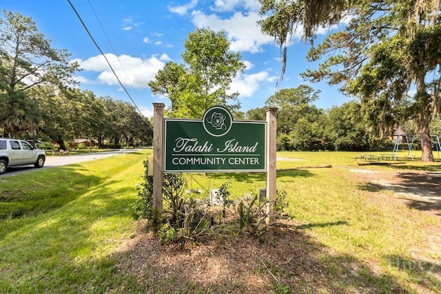 115 Coquena Cir E, Savannah, GA 31410 - community / neighborhood sign with a yard