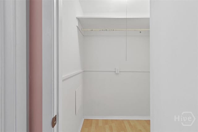 401 N Cromwell Rd Unit Q2, Savannah, GA 31410 - view of closet