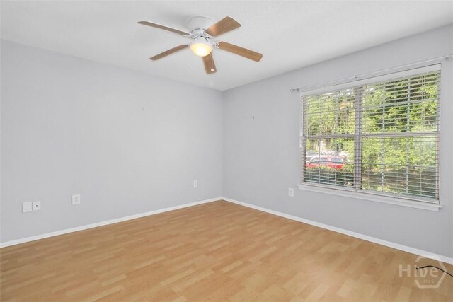 401 N Cromwell Rd Unit Q2, Savannah, GA 31410 - spare room featuring light wood-type flooring and ceiling fan