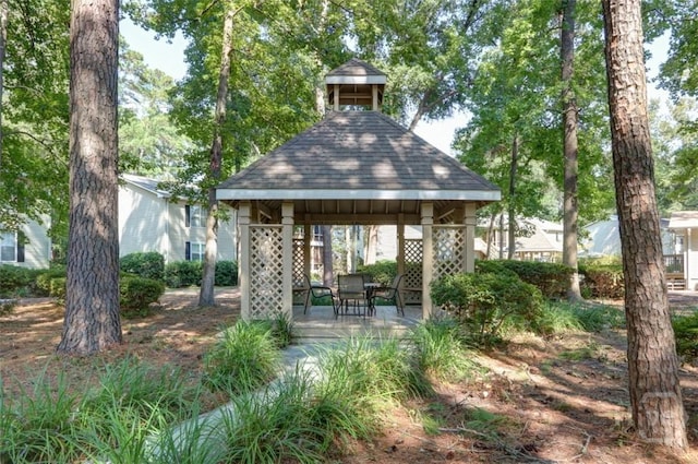 401 N Cromwell Rd Unit Q2, Savannah, GA 31410 - view of property's community with a gazebo