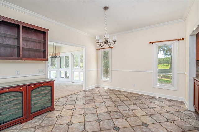 1 Hobcaw Ln, Savannah, GA 31411 - unfurnished dining area with a chandelier and crown molding