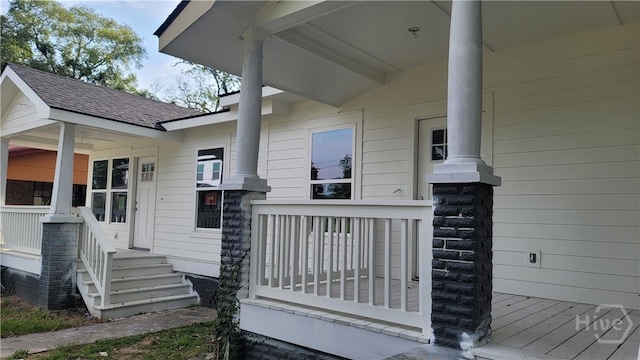 8-10 Mastick St, Savannah, GA 31404 - view of wooden porch