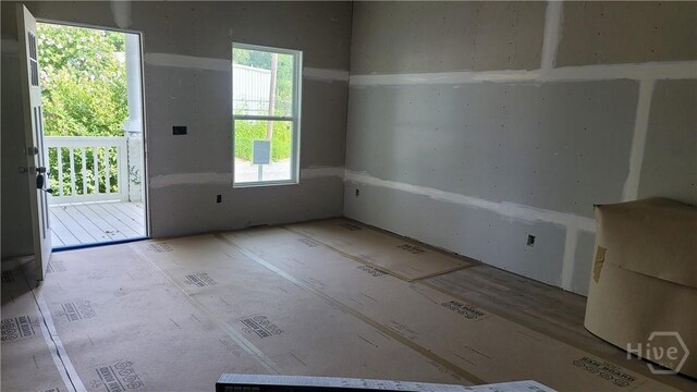 8-10 Mastick St, Savannah, GA 31404 - spare room with healthy amount of natural light