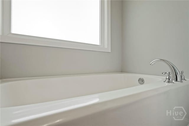 1226 Peacock Trl, Hinesville, GA 31313 - full bath featuring a bath