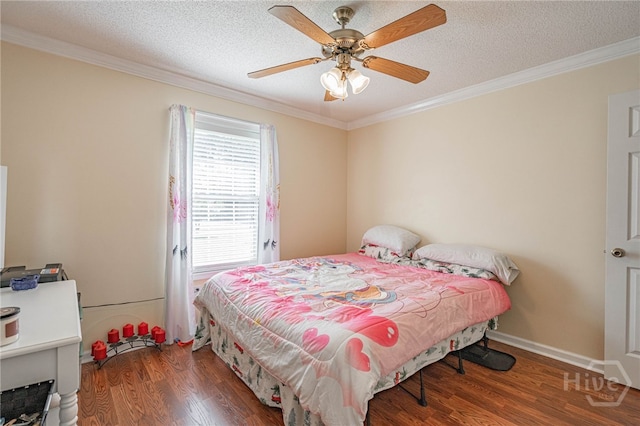 124 Jennifer Cir, Rincon, GA 31326 - bedroom featuring ornamental molding, wood finished floors, a ceiling fan, and a textured ceiling