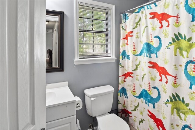 65 Fabian Ln, Hinesville, GA 31313 - full bathroom featuring vanity and a shower with curtain