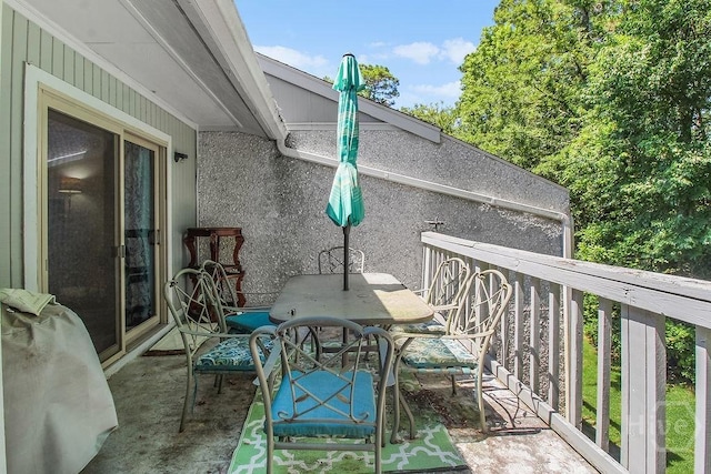 104 Shoals Dr Unit L8, Savannah, GA 31410 - deck featuring outdoor dining space