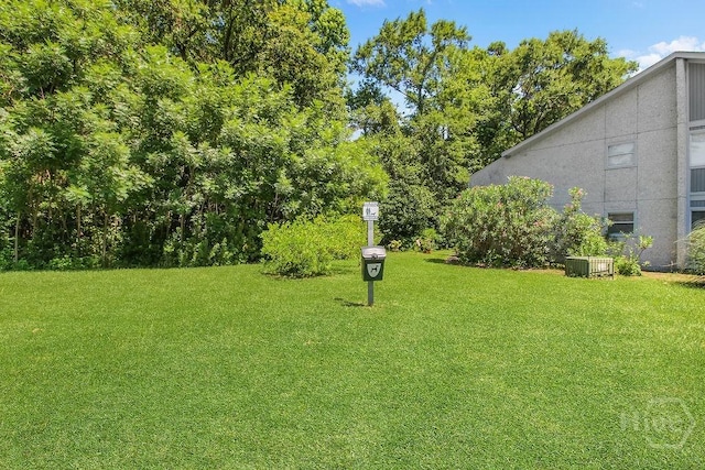 104 Shoals Dr Unit L8, Savannah, GA 31410 - view of green lawn