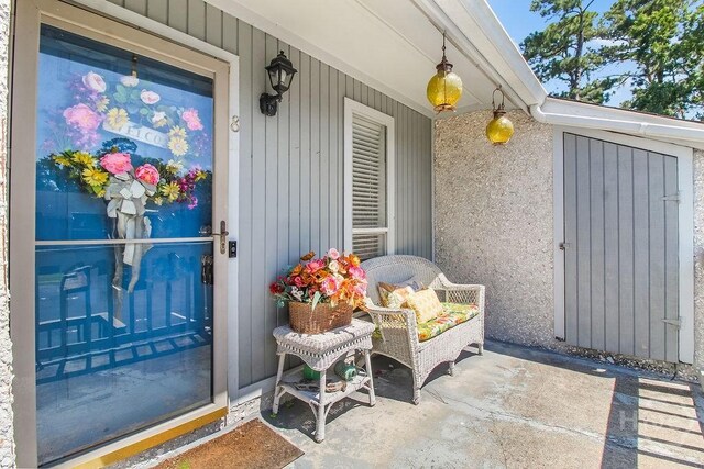104 Shoals Dr Unit L8, Savannah, GA 31410 - property entrance with covered porch