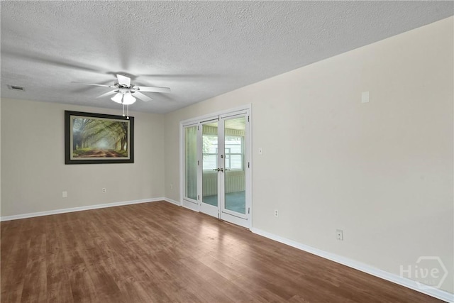 13609 Rockingham Ct, Savannah, GA 31419 - empty room featuring wood finished floors, a ceiling fan, and a textured ceiling