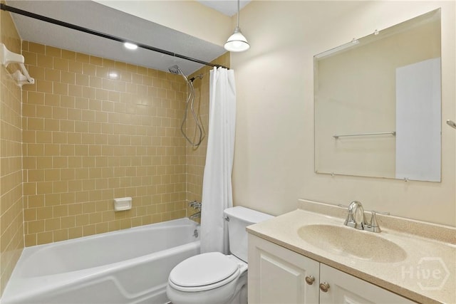 13609 Rockingham Ct, Savannah, GA 31419 - full bath featuring shower / bath combo and vanity