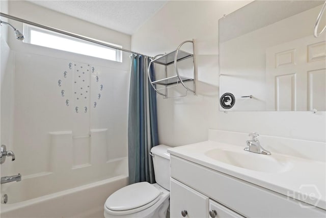 11 Gilliam Ave, Savannah, GA 31406 - bathroom with shower / bath combo and vanity