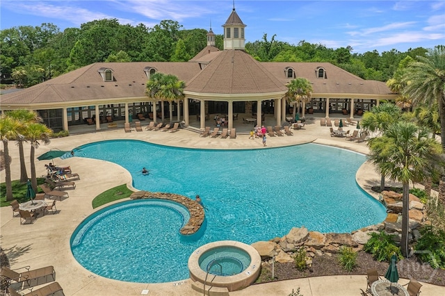 28 Misty Marsh Dr, Savannah, GA 31419 - view of pool with a pool with connected hot tub and a patio