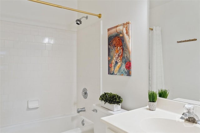 4 Jackson Ct, Savannah, GA 31405 - full bath with shower / bathtub combination and vanity