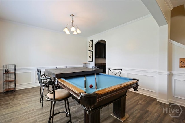 30 Melody Dr, Pooler, GA 31322 - recreation room with arched walkways, wood finished floors, ornamental molding, wainscoting, and a chandelier