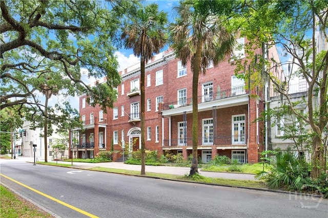 105 W Oglethorpe Ave Unit 307, Savannah, GA 31401 - photo 2