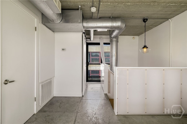 2406 De Soto Ave Unit B, Savannah, GA 31401 - kitchen featuring concrete flooring and decorative light fixtures