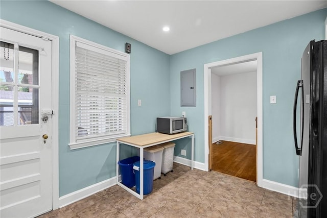1424 E 53rd St, Savannah, GA 31404 - office space featuring electric panel and recessed lighting