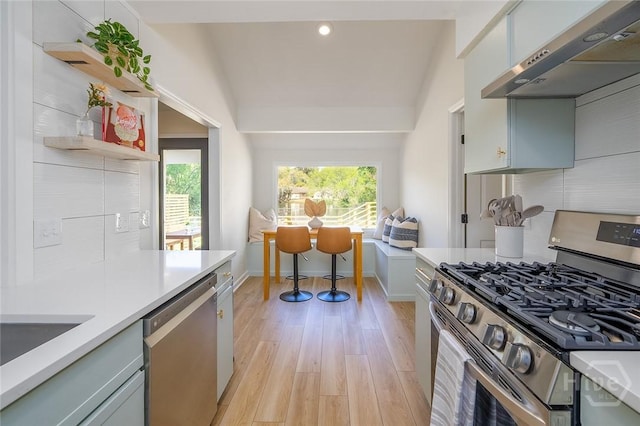 27 Bryan Wood Cir, Savannah, GA 31410 - kitchen featuring appliances with stainless steel finishes, under cabinet range hood, plenty of natural light, light countertops, and recessed lighting