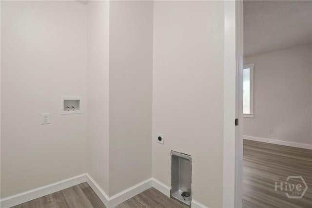 114 Paradise Dr, Savannah, GA 31406 - laundry area featuring hookup for a washing machine, wood finished floors, and electric dryer hookup