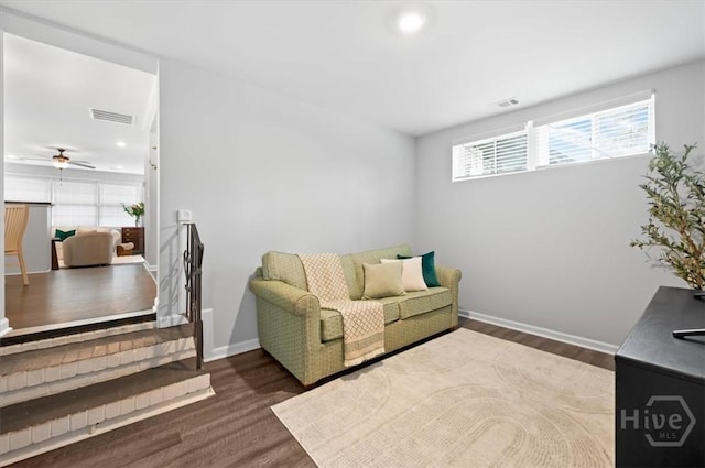 4611 Cumberland Dr, Savannah, GA 31405 - living area with wood finished floors, healthy amount of natural light, recessed lighting, and ceiling fan