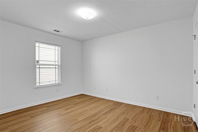 93 Lake Shore Blvd, Port Wentworth, GA 31407 - unfurnished room featuring light wood finished floors and baseboards