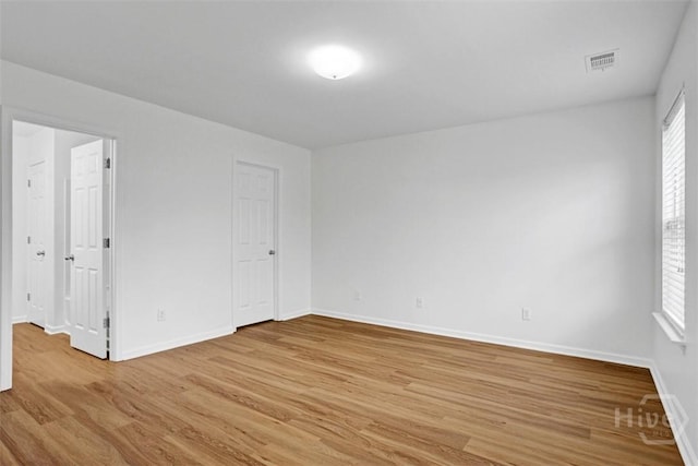 93 Lake Shore Blvd, Port Wentworth, GA 31407 - unfurnished bedroom featuring light wood-type flooring and baseboards