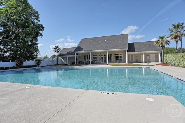 93 Lake Shore Blvd, Port Wentworth, GA 31407 - community pool with french doors and a patio