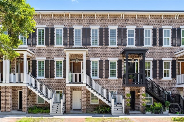 517 E Liberty St, Savannah, GA 31401 - photo 1