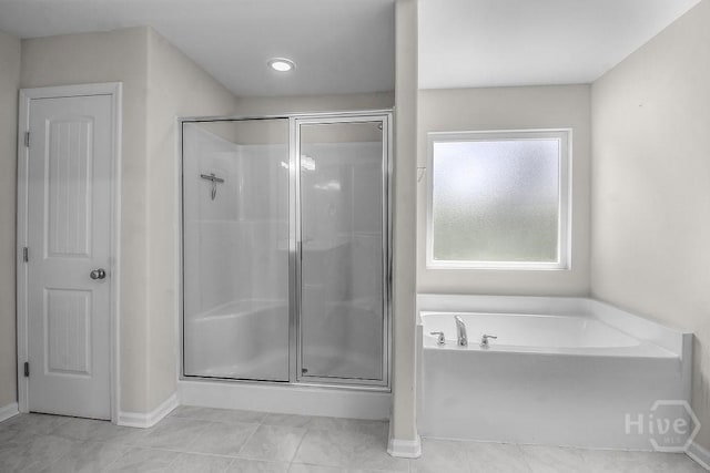 105 Telford St, Savannah, GA 31407 - bathroom featuring a shower stall and a garden tub