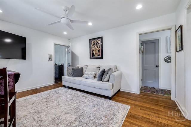 2338 Lorraine Dr, Savannah, GA 31404 - living room with wood finished floors, ceiling fan, and recessed lighting