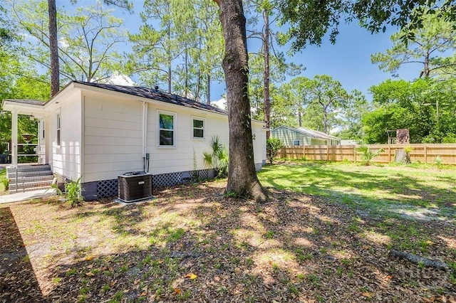2338 Lorraine Dr, Savannah, GA 31404 - view of yard