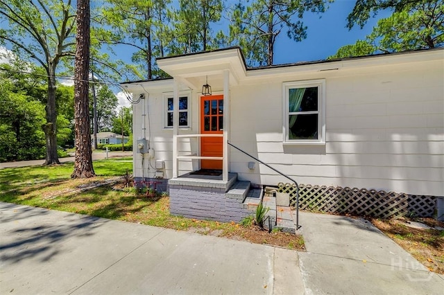 2338 Lorraine Dr, Savannah, GA 31404 - view of front of house