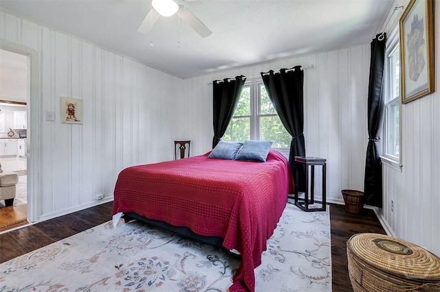 2338 Lorraine Dr, Savannah, GA 31404 - bedroom with wood finished floors and a ceiling fan