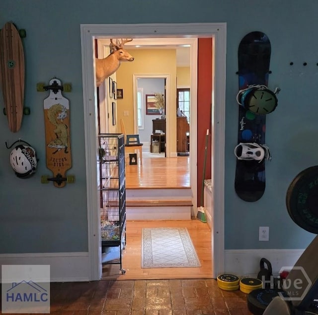485 Lake Pamona Rd, Midway, GA 31320 - corridor featuring baseboards