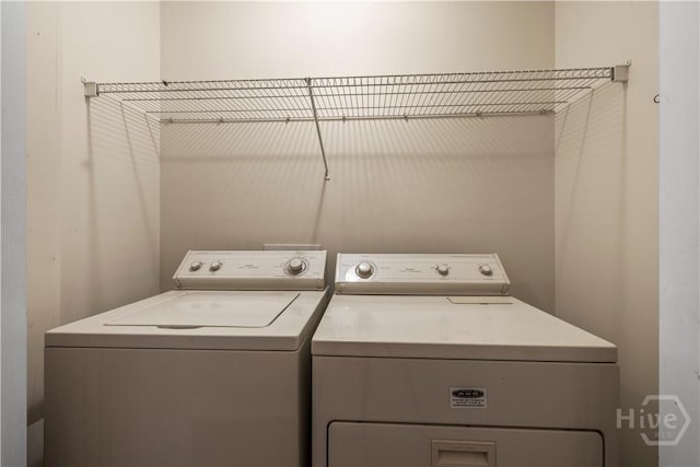 259 Laurel Hill Cir, Richmond Hill, GA 31324 - washroom featuring washer and clothes dryer