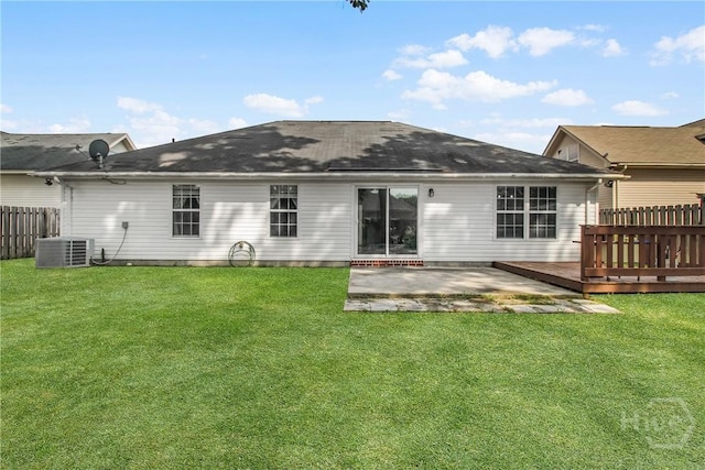 175 Salt Landing Cir, Savannah, GA 31405 - back of property featuring a patio and a deck