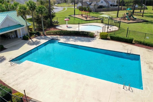 204 Bristol Way, Richmond Hill, GA 31324 - community pool with a patio