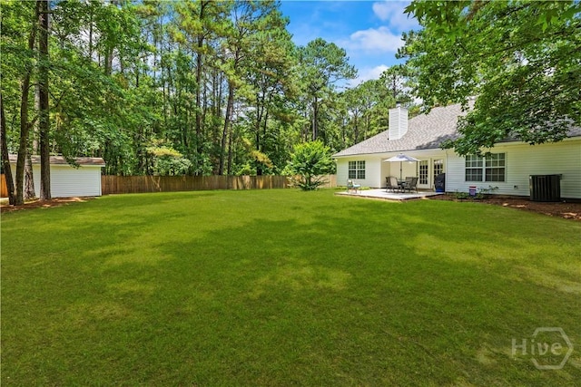 11 Rialto Ct, Pooler, GA 31322 - view of yard featuring a patio area and an outdoor structure